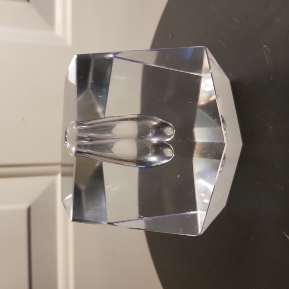 littala Mid-Century Modern Faceted Crystal Bud Vase by Timo Sarpaneva - Picture 6 of 10